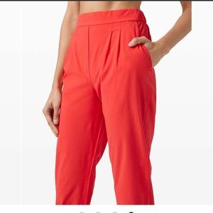 Lululemon Your True Trouser pant - size 4